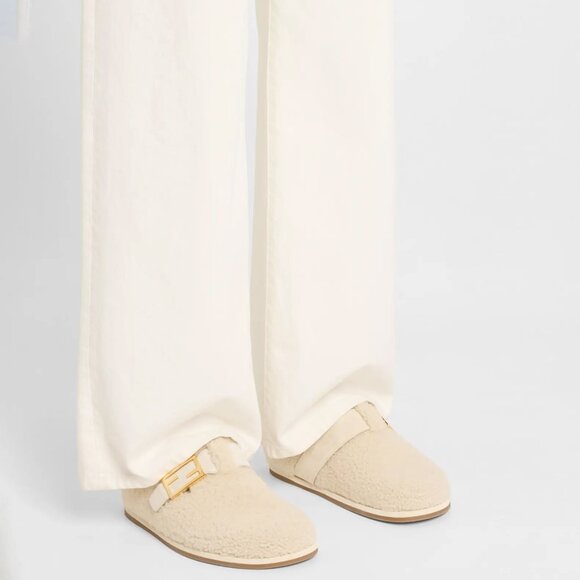 FENDI Feel FF Shearling  Buckled Sabots Mules Slides Flat Clog Sandals - Picture 4 of 16